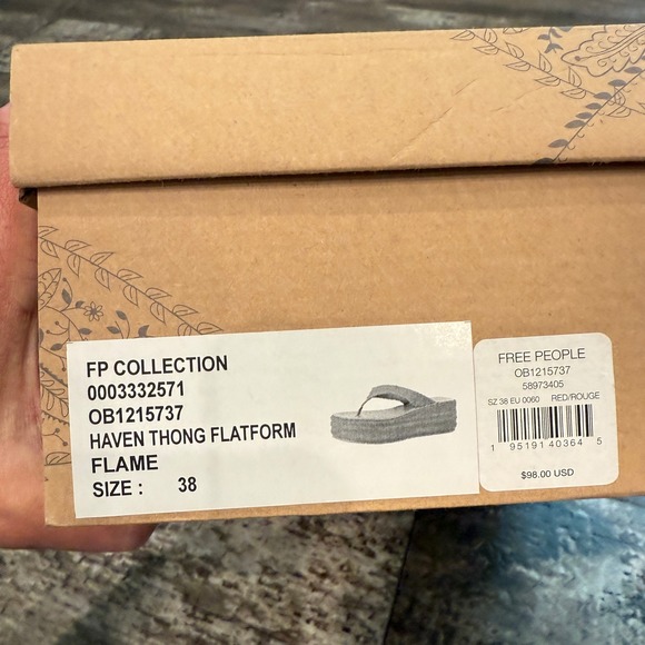 Free People‎ Red Suede Platform Thong Sandals Beachy Summer Shoes Size 38 NEW - Picture 4 of 15